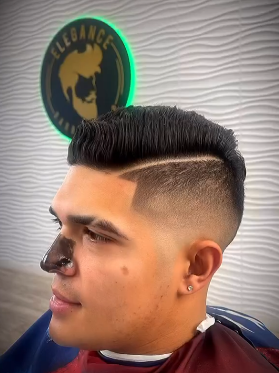 Corte Fade con Logotipo Elegance